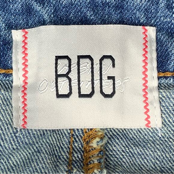 BDG Demin Skirt 5 Working Pocket Fly Zipper Closure Raw Hem Med Wash Size SX - Picture 11 of 14